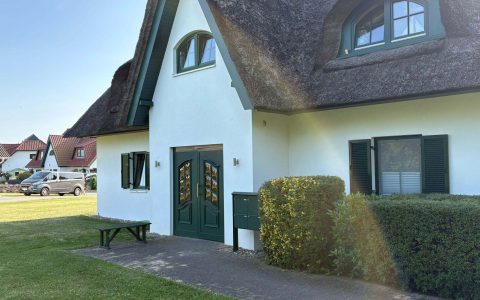 Haupteingang der Strandperle